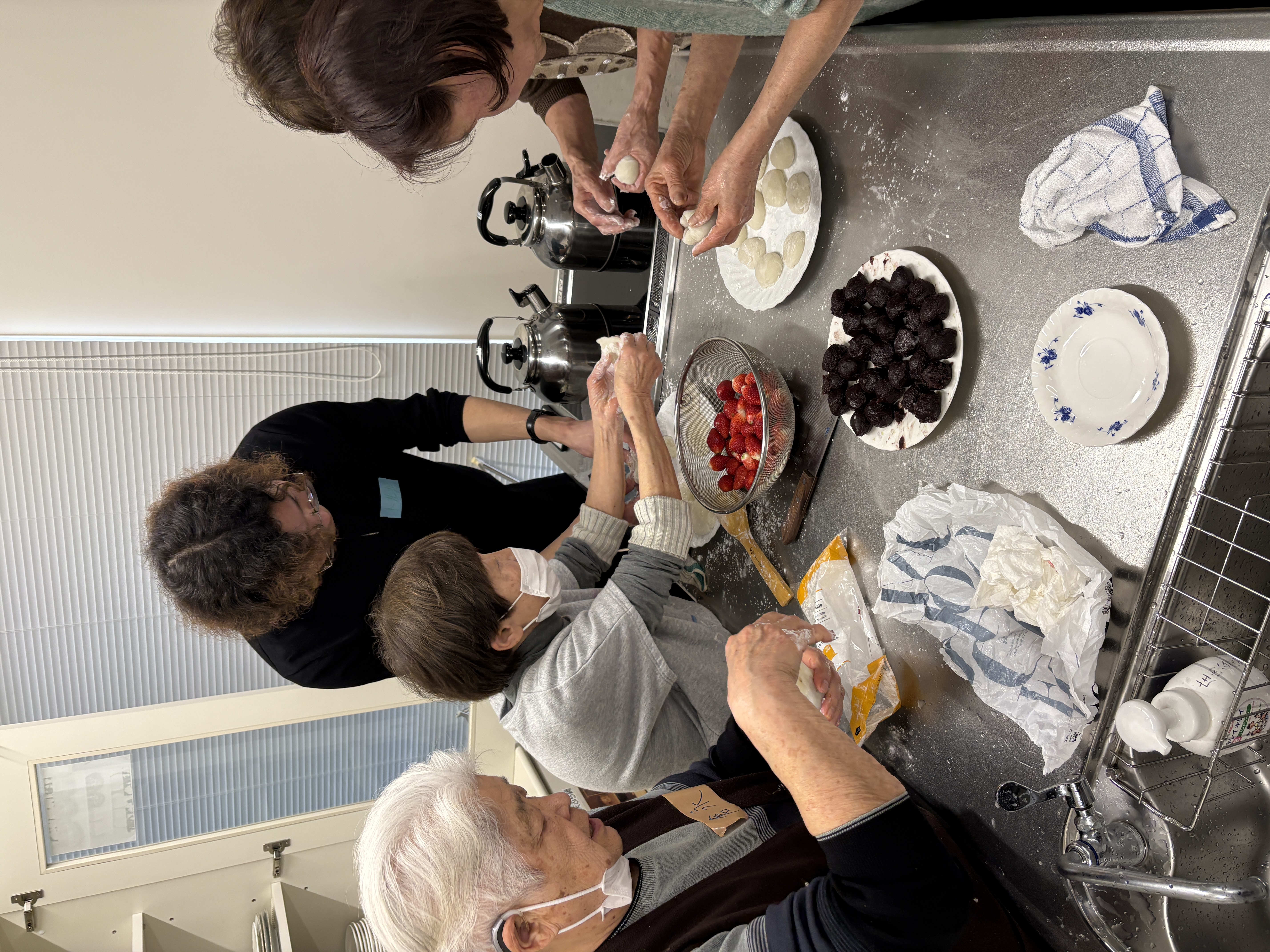 超幸齢化プロジェクトの料理活動の写真